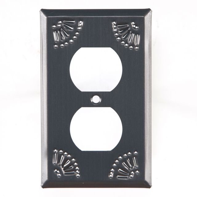 Single Outlet Cover with Chisel in Country Tin