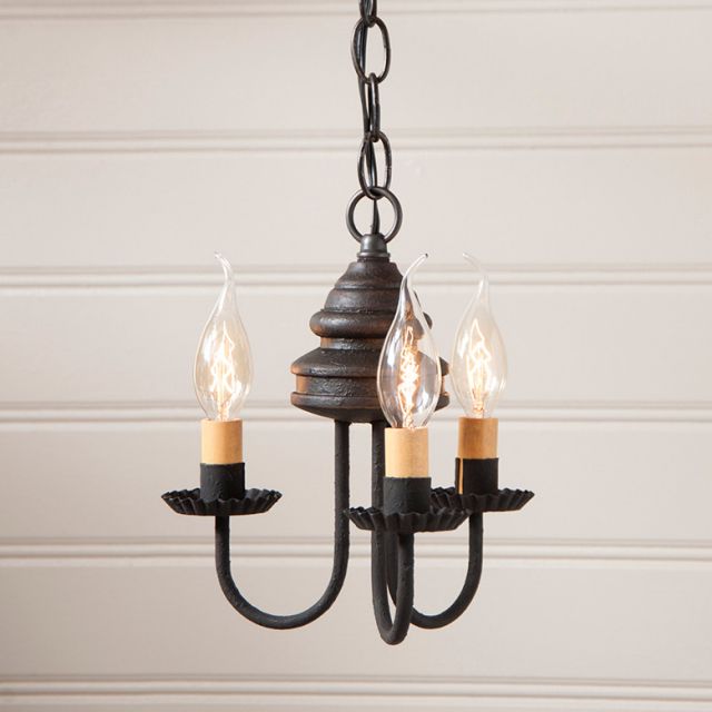 3-Arm Bellview Wood Chandelier in Americana Black