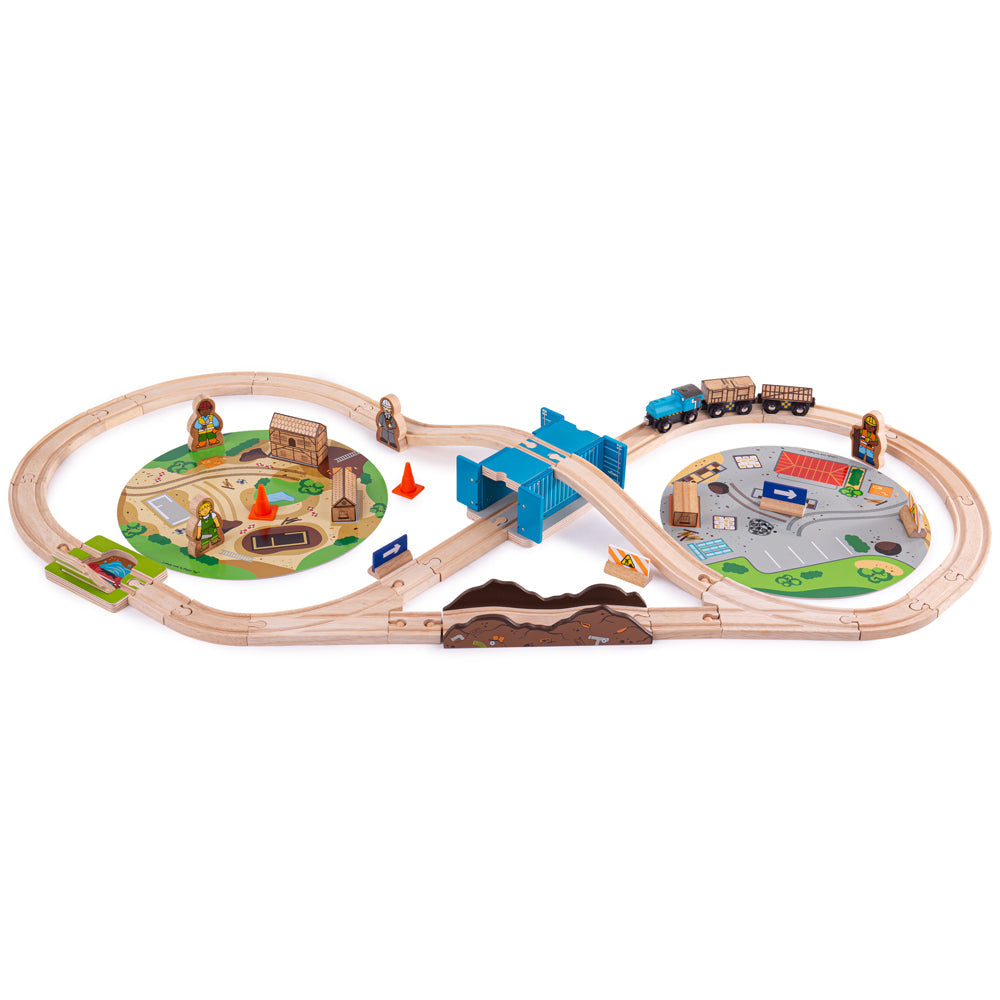Construction Train Set by Bigjigs Toys US