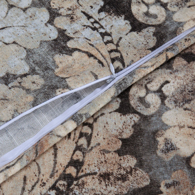 VICTORIA DAMASK BEDDING SET