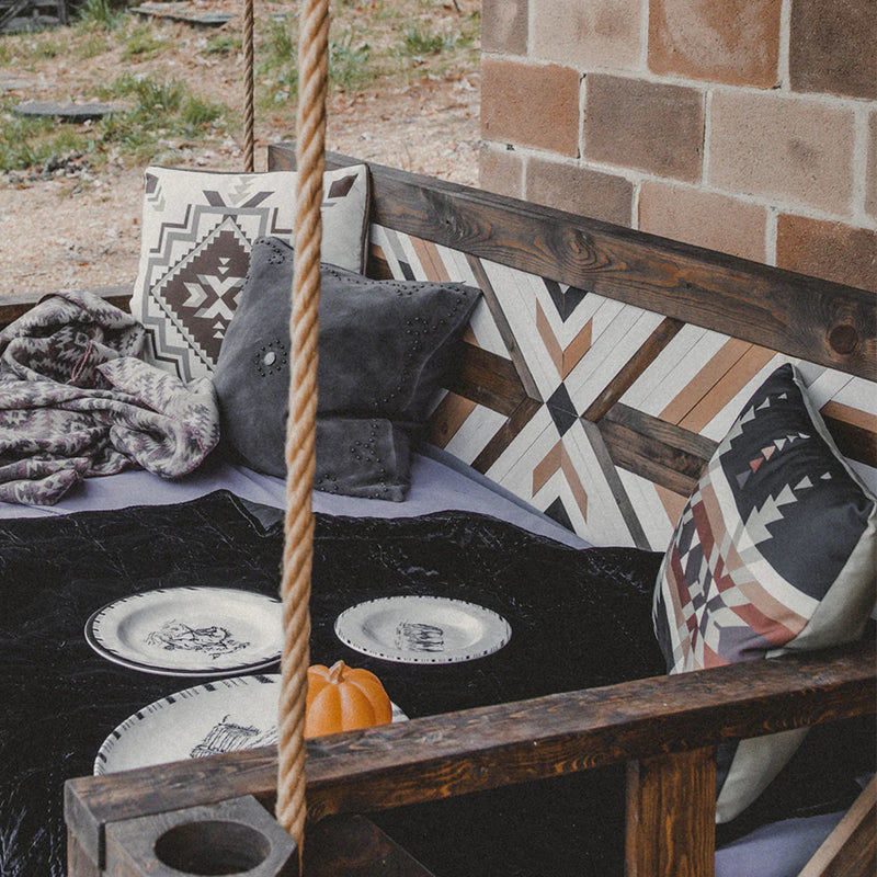 YOSEMITE INDOOR/OUTDOOR PILLOW