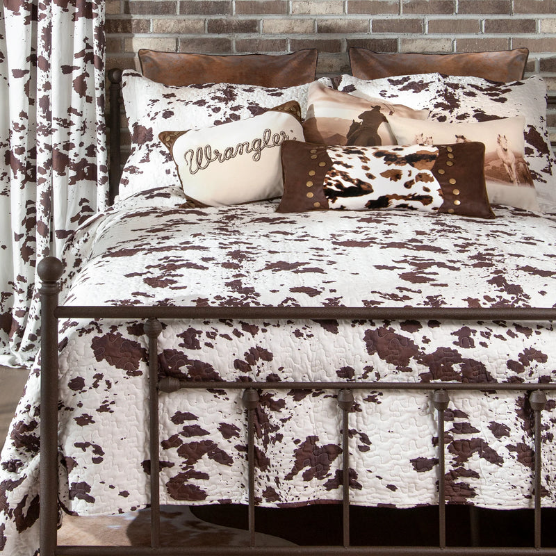 Wrangler® Cowhide Quilt Set
