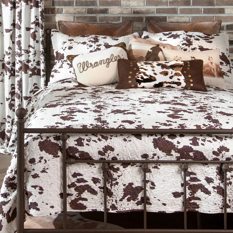 Wrangler® Cowhide Quilt Set
