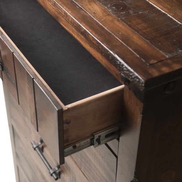 Nashville Chest of Drawers