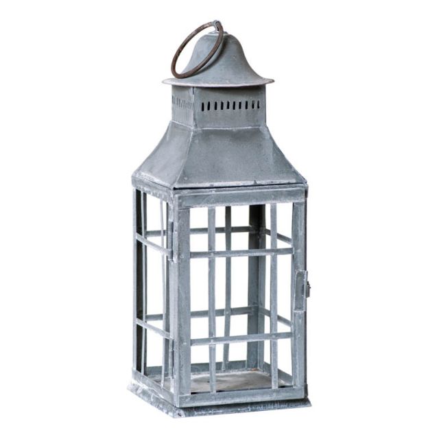 Centerpiece Lantern in Weathered Zinc